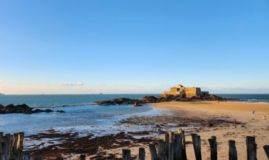 Vivre à Saint-Malo Paramé : entre plages d’exception et qualité de vie privilégiée